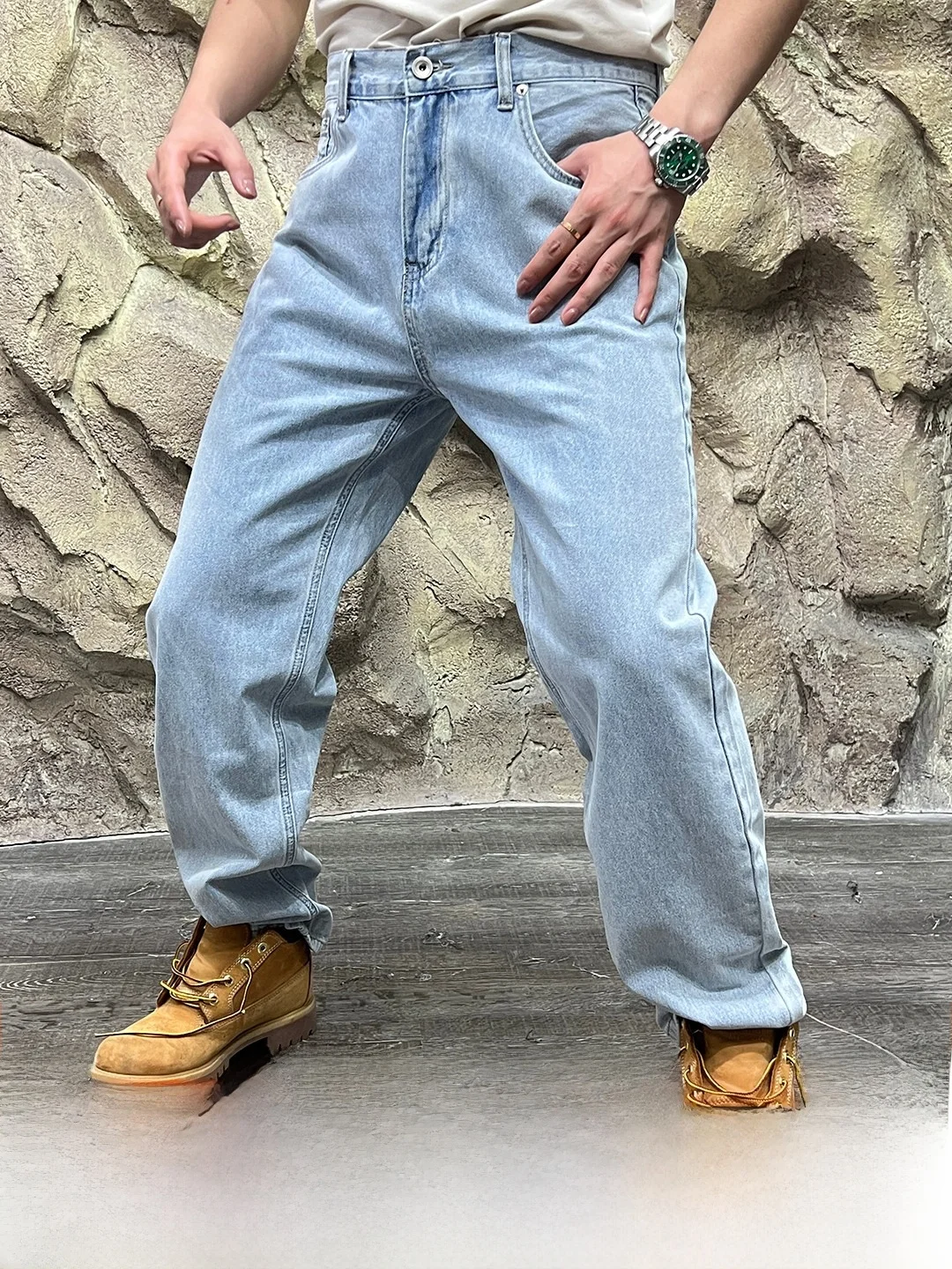 Men's Cotton Breathable Denim Jeans mid Waist Washed Non-fading Autumn New Arrival  Line Straight Leg Fit Jeans