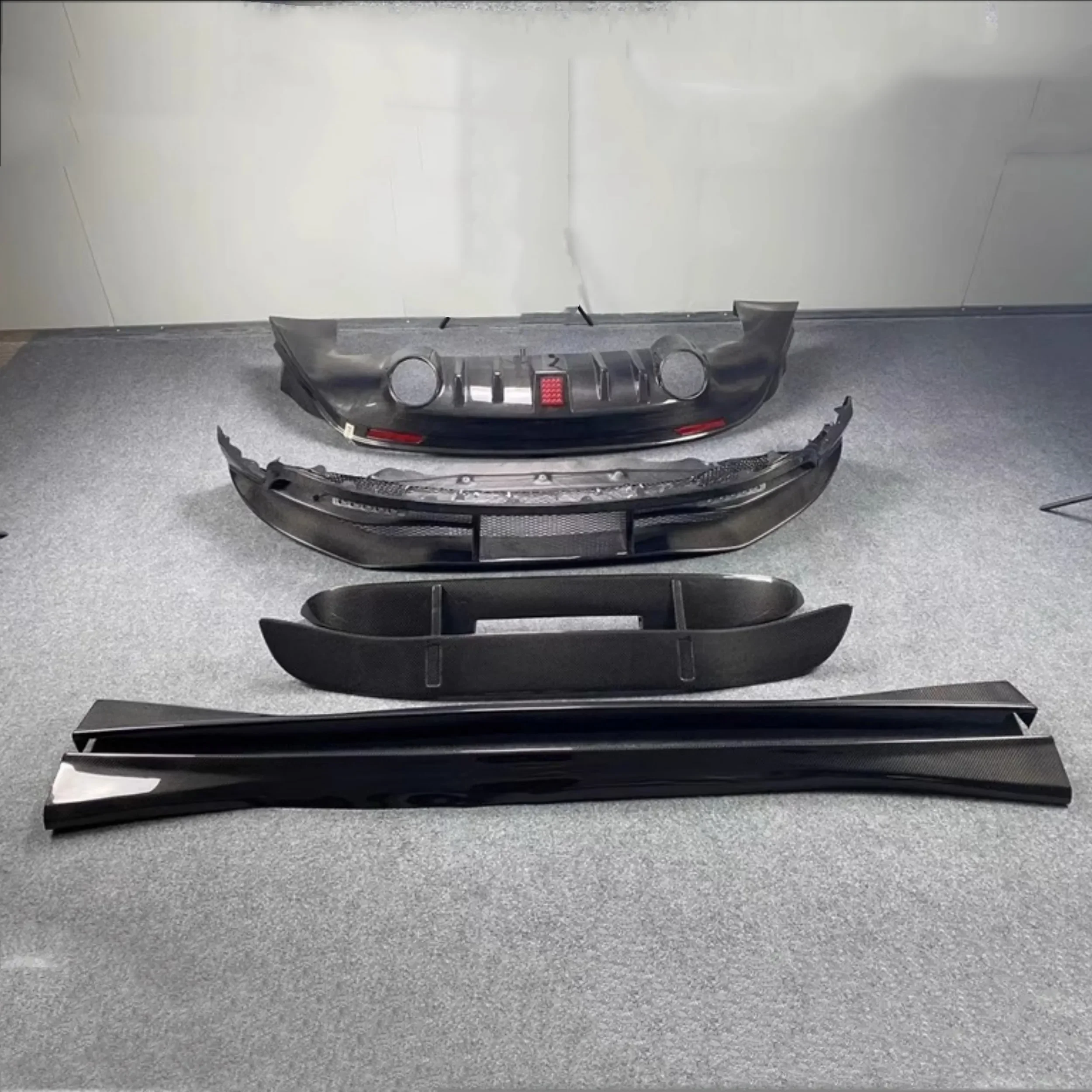 Carbon Fiber Car Body Kit Front Rear Lip Side Skirt Tail Wing Assembly For Infiniti FX35 FX37 Modified QX70 Auto Accessories