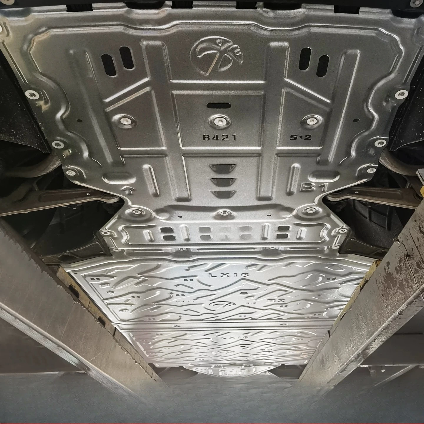 Chassis guard i8 battery guard l8 engine l9 ideal mega motor