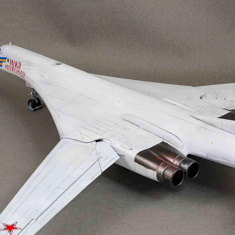 1/144 عازف البوق التجمع نموذج 03906 Tupolev Tu-160 بلاك جاك البلاستيك مقياس أطقم منمذجة #3