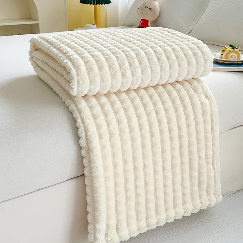 New Winter Blanket for Couch & Bed, Soft & Warm Thick Fleece Blanket, Decorative and Giftable Striped Blankets for Women, Men