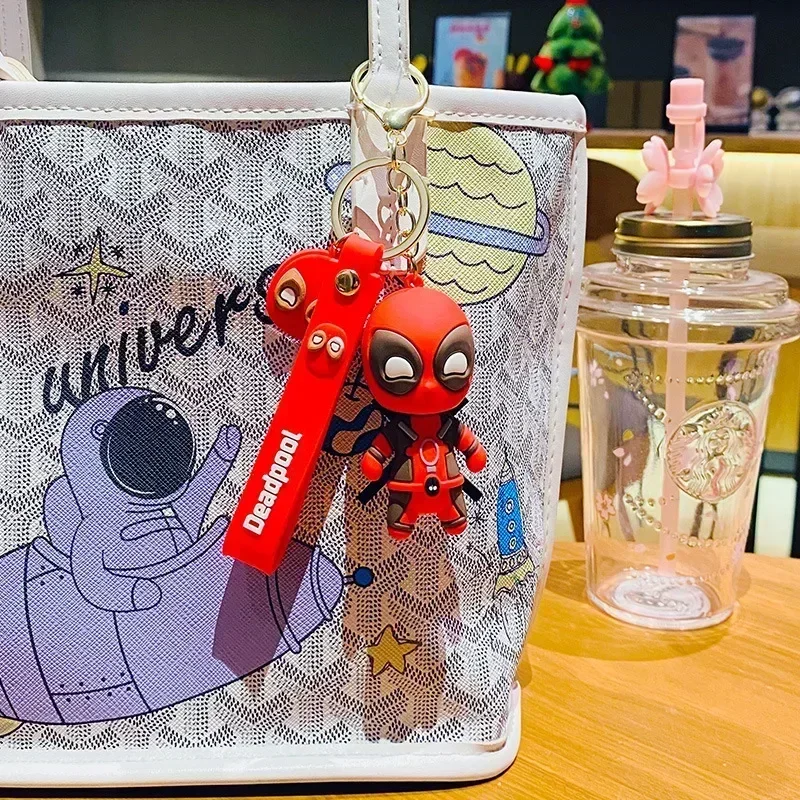 Fashion Marvel Deadpool Keychain Cute Anime Cartoon Versión Q De Deadpool Backpack  Joyería Para Pareja Toys Charm Holiday Gifts