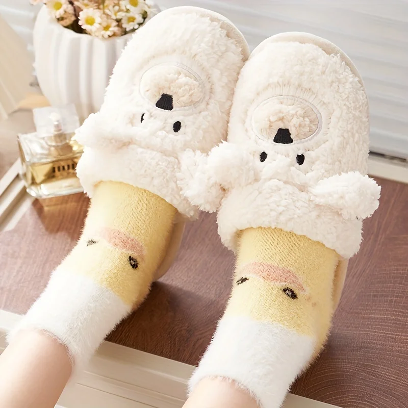 5/2 Pairs of Randomly Assorted Cute and Warm Home Plush Floor Socks, Cartoon Duck Socks, Suitable for Autumn and Winter, Women's Socks