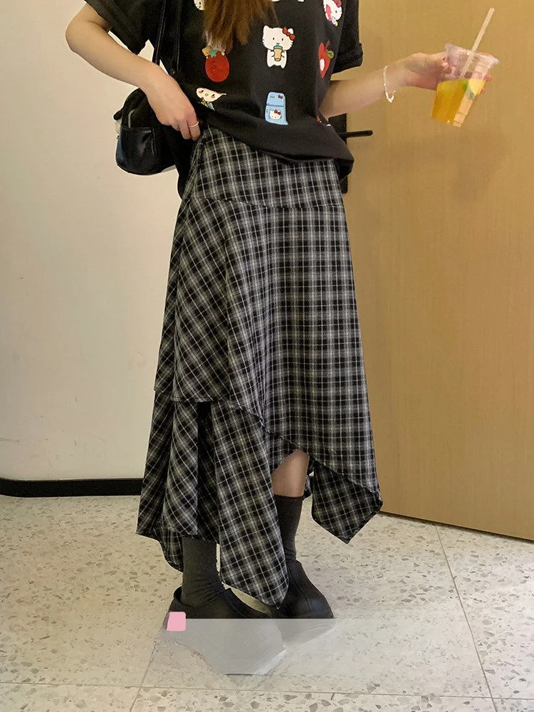 

Юбка миди с высокой талией в клетку, женская, А-силуэт, стройнящая, универсальный дизайн, асимметричная, в корейском стиле, для повседневной носки, из полиэстеровой смеси