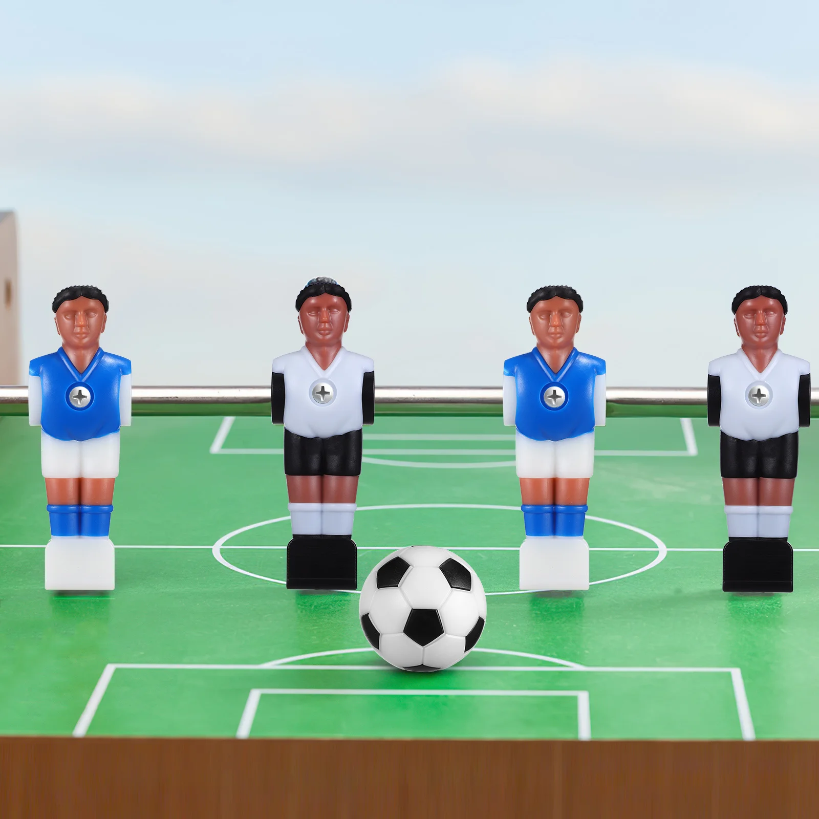 4-teiliges Puppen-Tischfußball-Zubehör, Tischfußball-Ersatz für Spieler, Harzmaterial, einfach zu installieren, Schreibtischfußball, Mini-Fußball