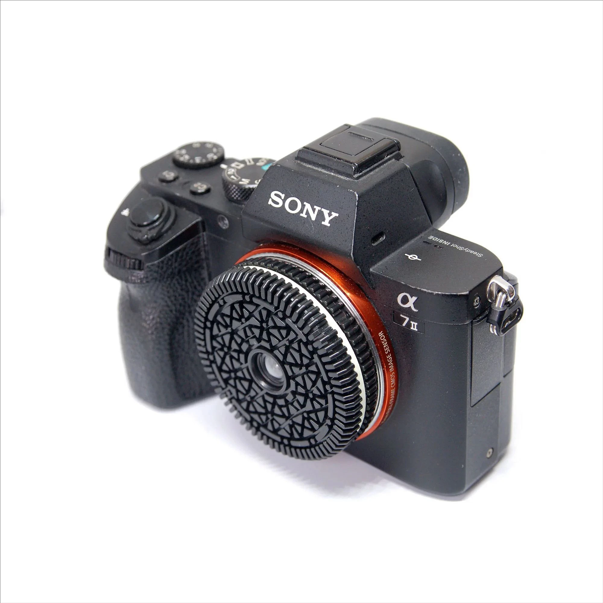 E-mount 32 มม./f10 ฟรีโฟกัสเลนส์ ZV-E10\A7C\A7R3\A7S ชวนให้นึกถึงวันเก่า ultra-light บางกระเป๋าแพนเค้กเลนส์ A7M2\A6500\NEX5T