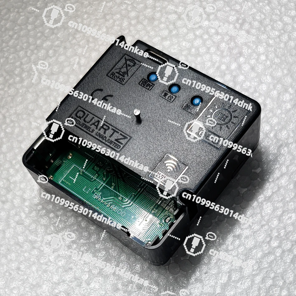 التوقيت التلقائي واي فاي ساعة حركة ساعة حائط ساعة معلقة عبر غرزة الملحقات الصامتة الكوارتز راديو موجة العالمي