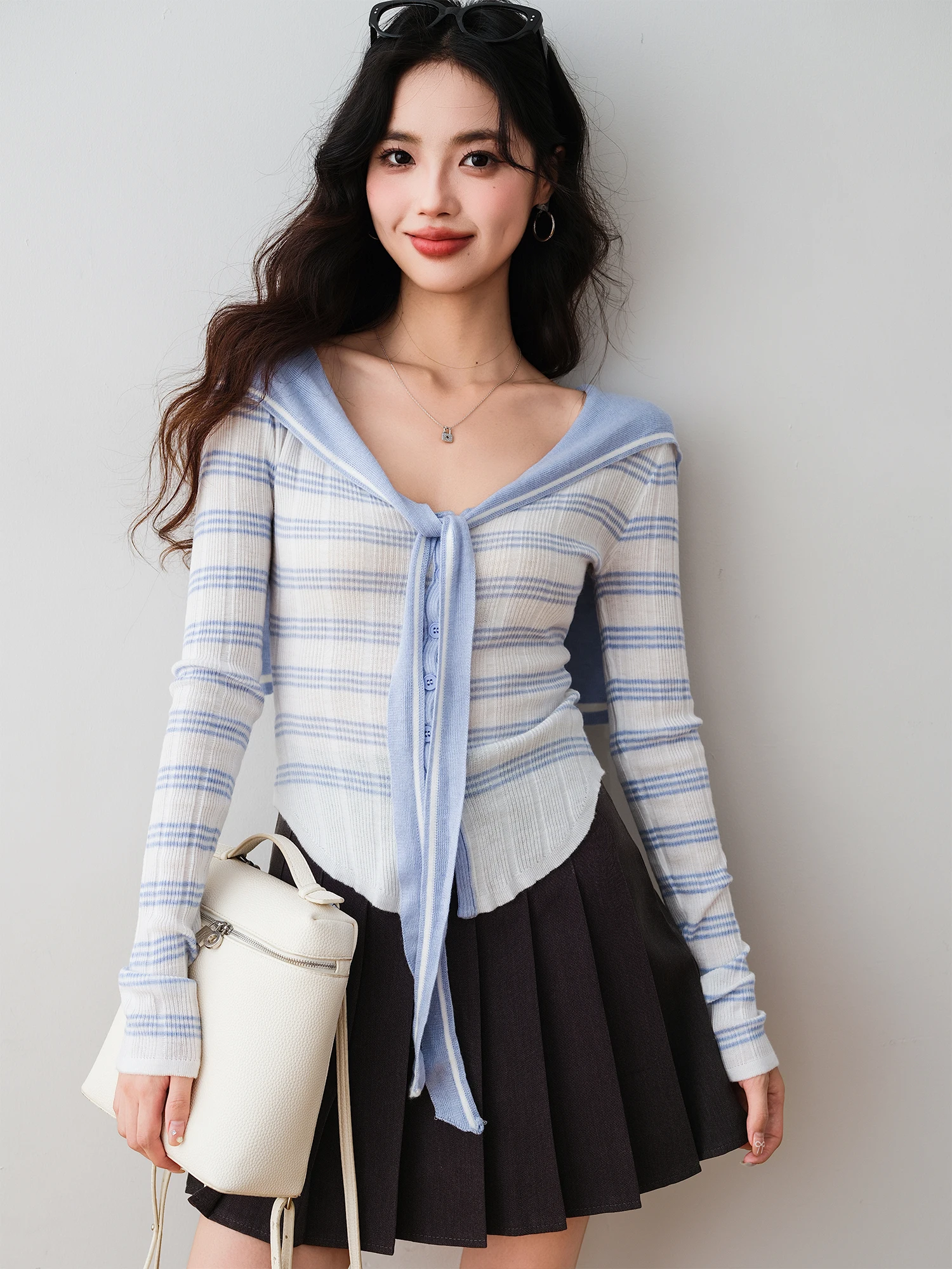 

Slim Fit Naval Collar Striped Knitwear RONRON Quali Anti-Aging Autumn New Sle Women's Faionable Pullover Top