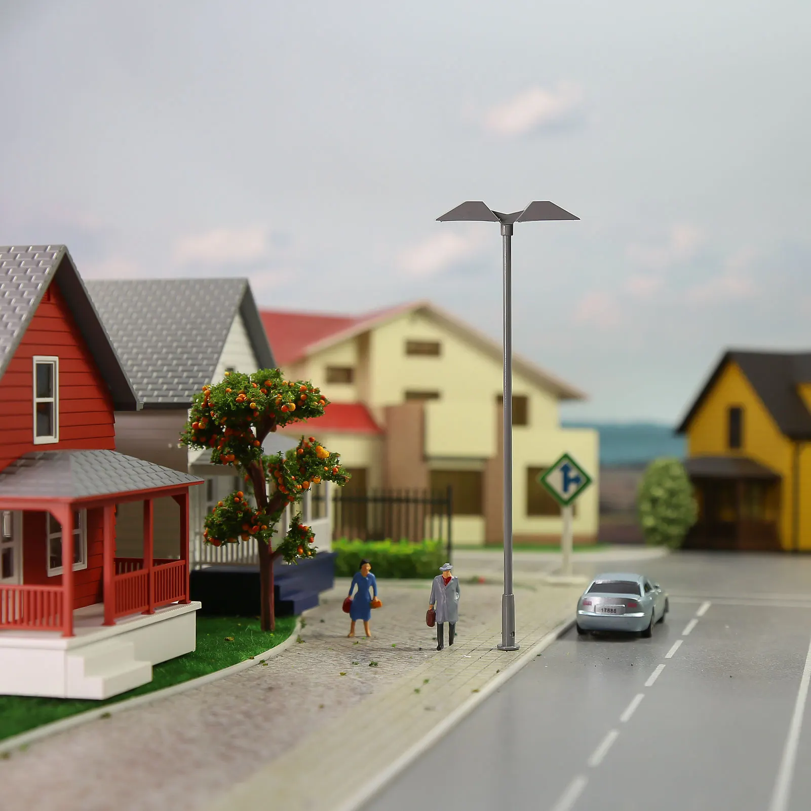 LD02HOWMGr 5pcs Model Trains HO Scale 1:87 Metal Lamp Street Lights Warm White LEDs Two-heads Evemodel