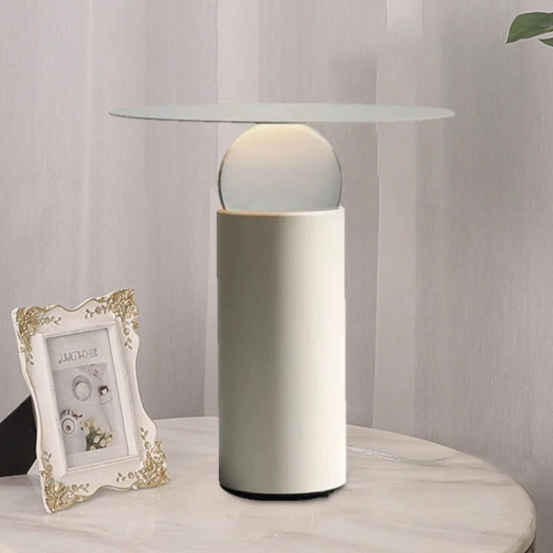 

Nordic Minimalist Floor Lamps Creative Crystal Desk Lamp Designer Study Office Homestay Bedroom Bedside Table Lights Luminiares