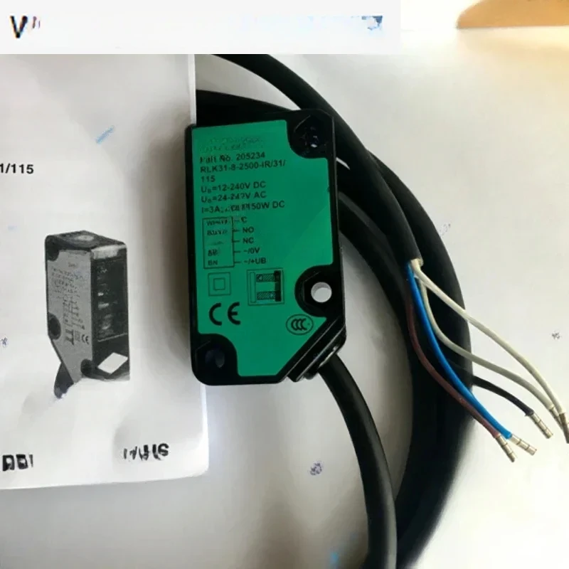 

RLK31-8-2500-IR/31/115 205234 New Original Photoelectric Switch Sensor