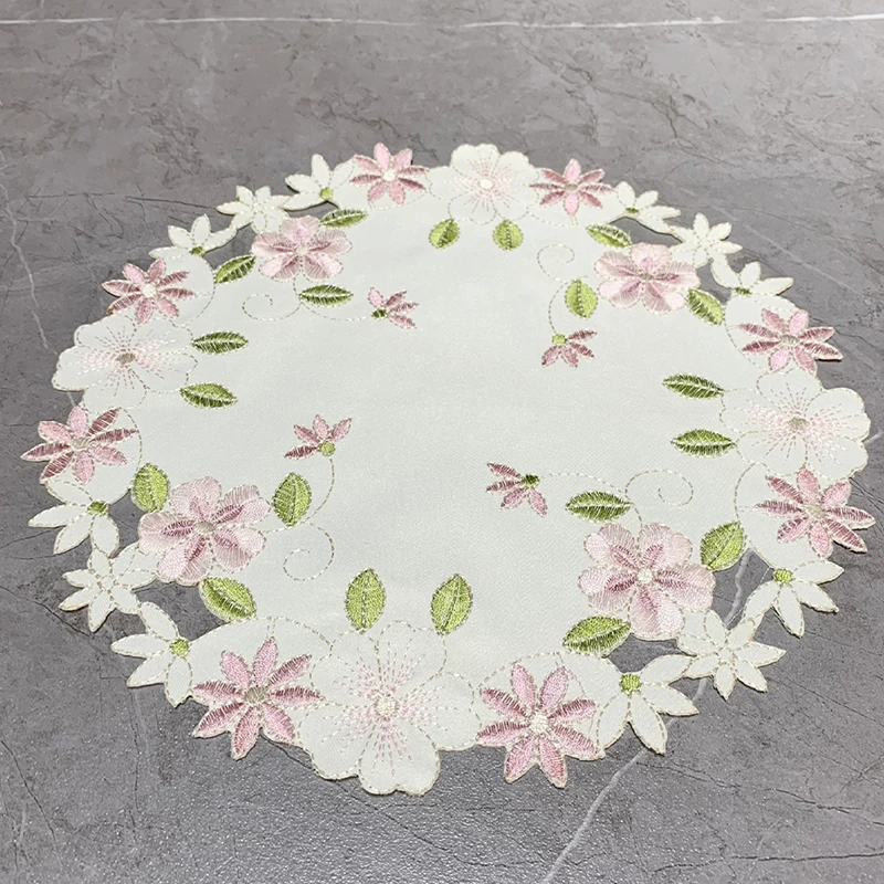 Popular Round Rose Flower Embroidery Table Place Mat Pad Cloth Placemat Doily Coffee Tea Coaster Kitchen Cup Pad Table Decor 1PC