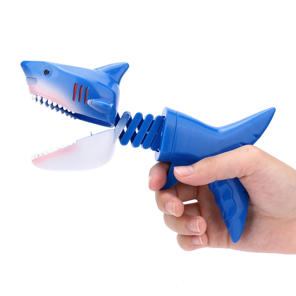 Creative Funny Spoof Shark Telescopic Spring Manipulator Clip Bite Hand Dinosaur Prank Parent-child Interaction Toys