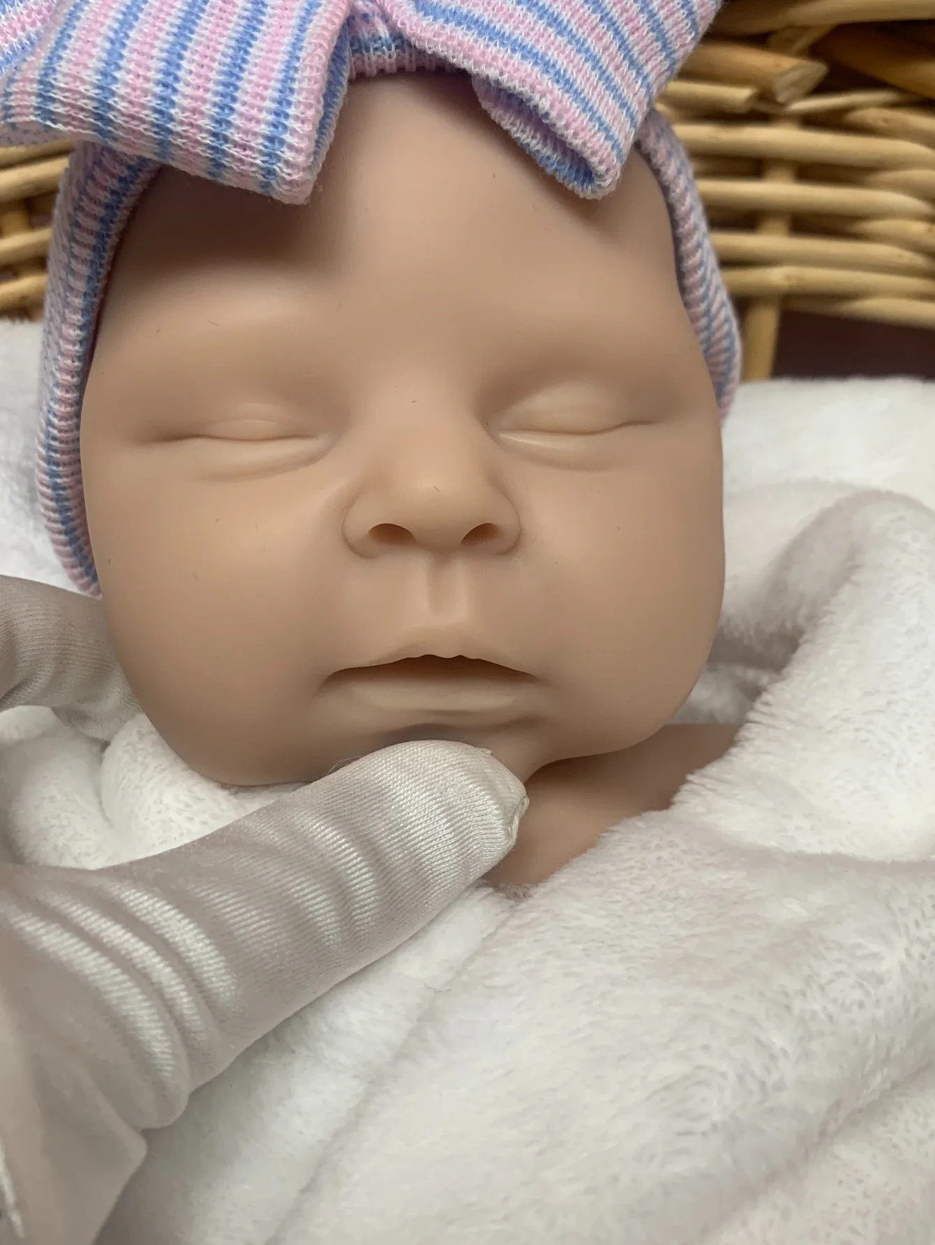 ชุดตุ๊กตาซิลิโคน Aizwa1 แบบเปิดปากได้ รูปทรงลูกพีช  แบบเต็มตัว  สำหรับประกอบเอง  ไม่ได้ลงสี  ตุ๊กตาซิลิโคนเด็กแรกเกิด  ตุ๊กตาเด็กผู้หญิง