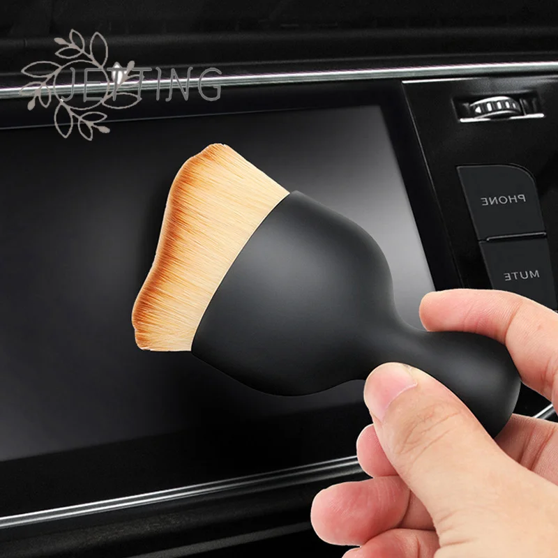Hot Car Interior Cleaning Brush Curved Design Ultra Soft Dust Sweeping Brush Air Conditioning Outlet Car Beauty Cleaning Tool