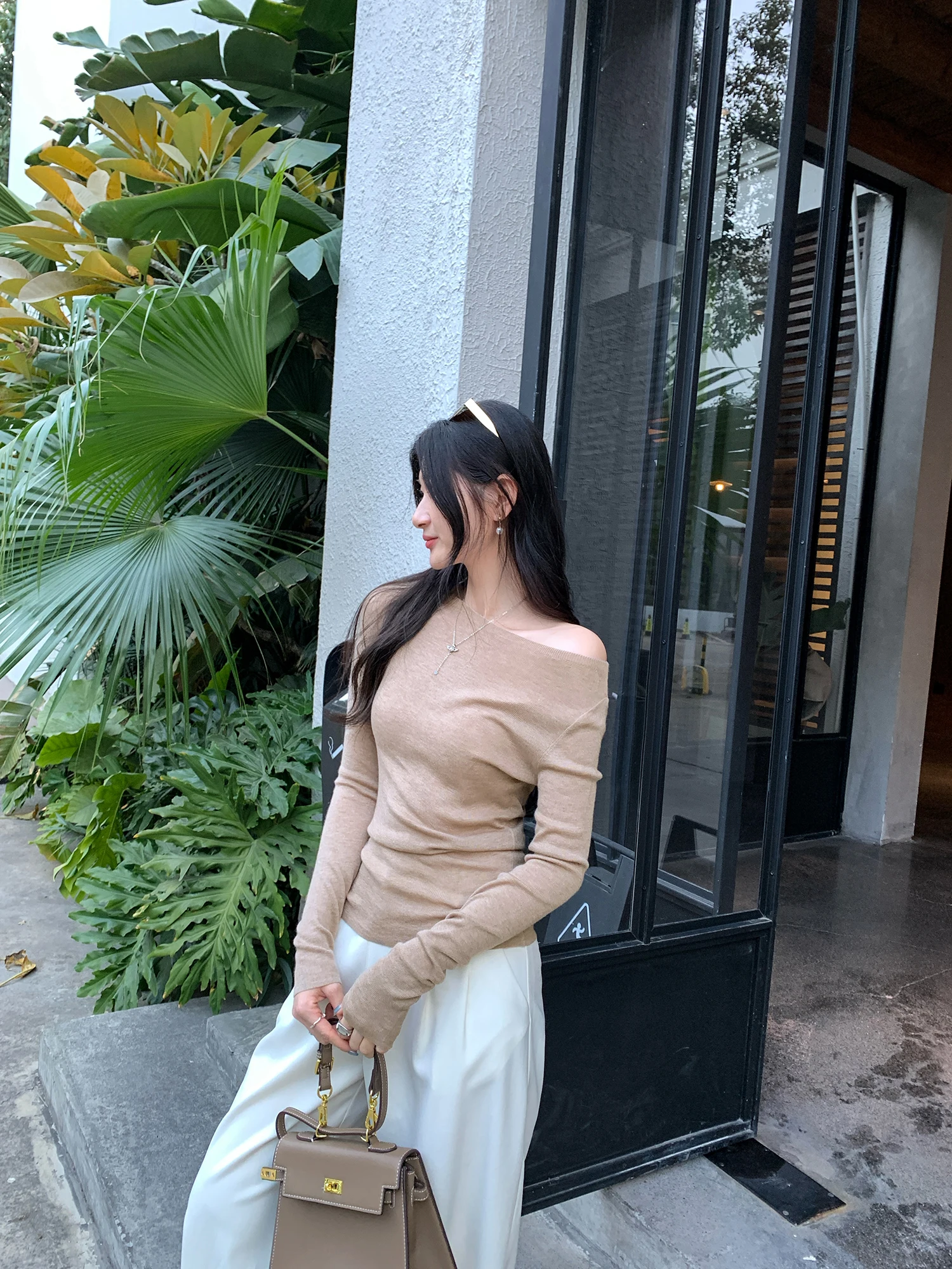 Unique Beautiful Knitted Slim Fit Women's Base Shirt Shoulder Baring Style Autumn Winter Inner Wear Short Top Korean Style