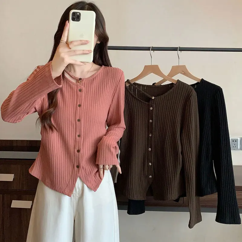 

Casual Round Neck Pullovers Spring Autumn Solid Color Female Clothing Stylish Hollow Out Basic Commute Single-breasted T-shirt