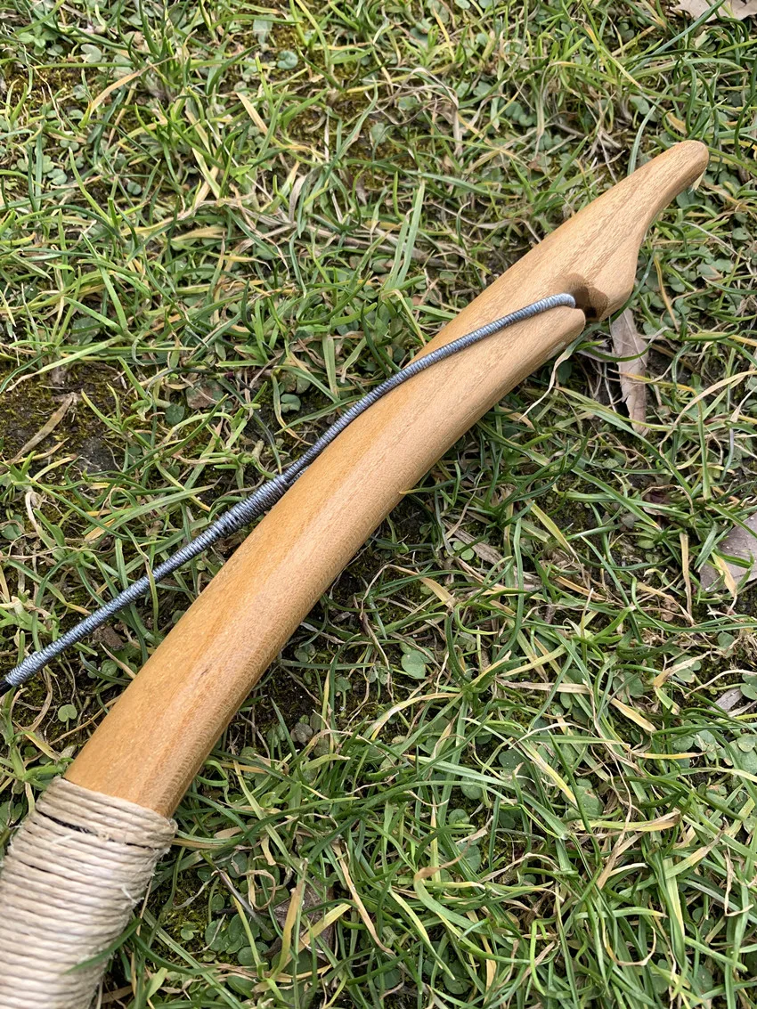 Longbow traditionnel en bois fait à la main, pratique du tir à l\'arc et de la chasse, courbé, artériel, 20-60