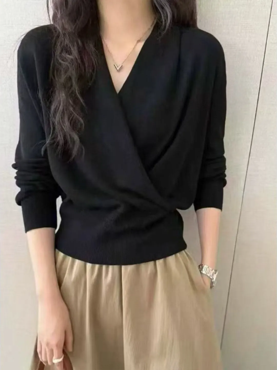 Elegant Cross V-Neck Knitted Sweater Women's Base Layer Top Early Autumn Inner Wear Light Maturity Style Long Sleeve Shirt
