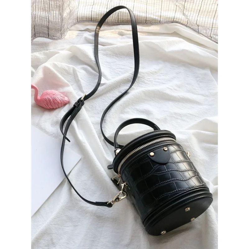 

Genuine Leather women bag2024 style round high-grade box bag fashion portable women's fashionable python leather bucket bag