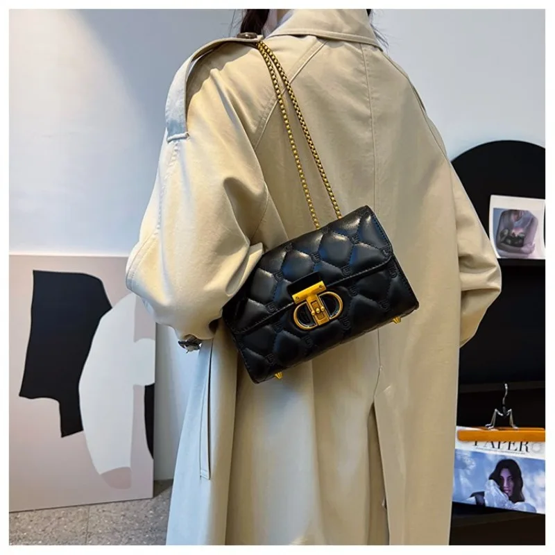 

New Arrival Ladies Bag With Convertible Wristlet Strap Underarm Shoulder Bag For Evening Out Versatility