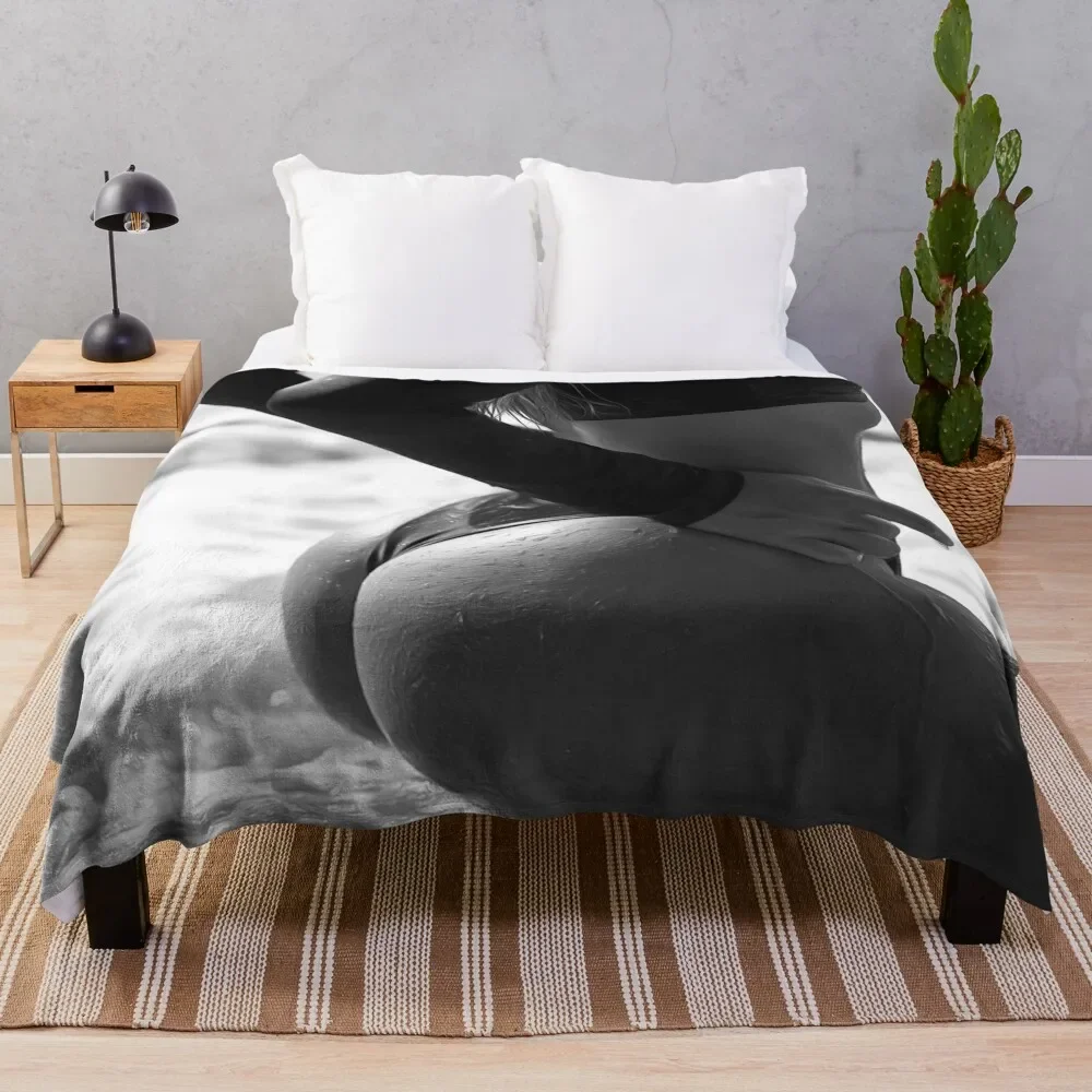 

Beautiful Beach Woman Throw Blanket Foldable Soft Warm Blanket for Outdoor Use