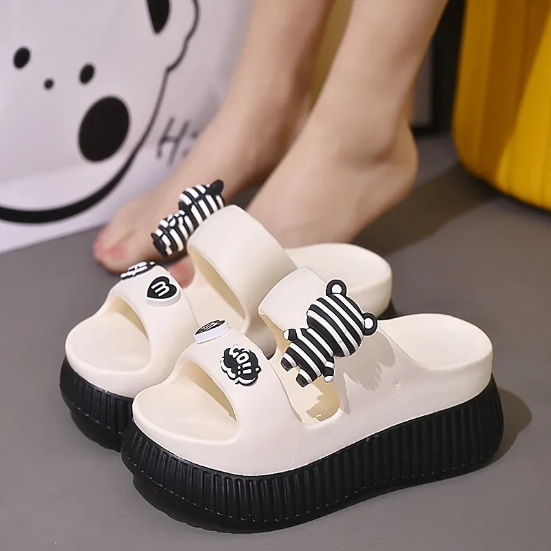 Women Chunky Platform Sandals Casual Anti-slip Slides Summer Sweet Slippers Woman Fashion EVA Outdoor Beach Slippers Flip Flops