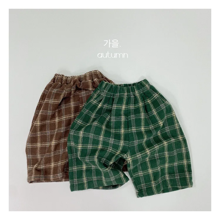 Childrens Boys Checkered Pants Spring Autumn Woven Material Wide Legs Kids Boys Pants Fashionable Baby Boys Cropped Pants