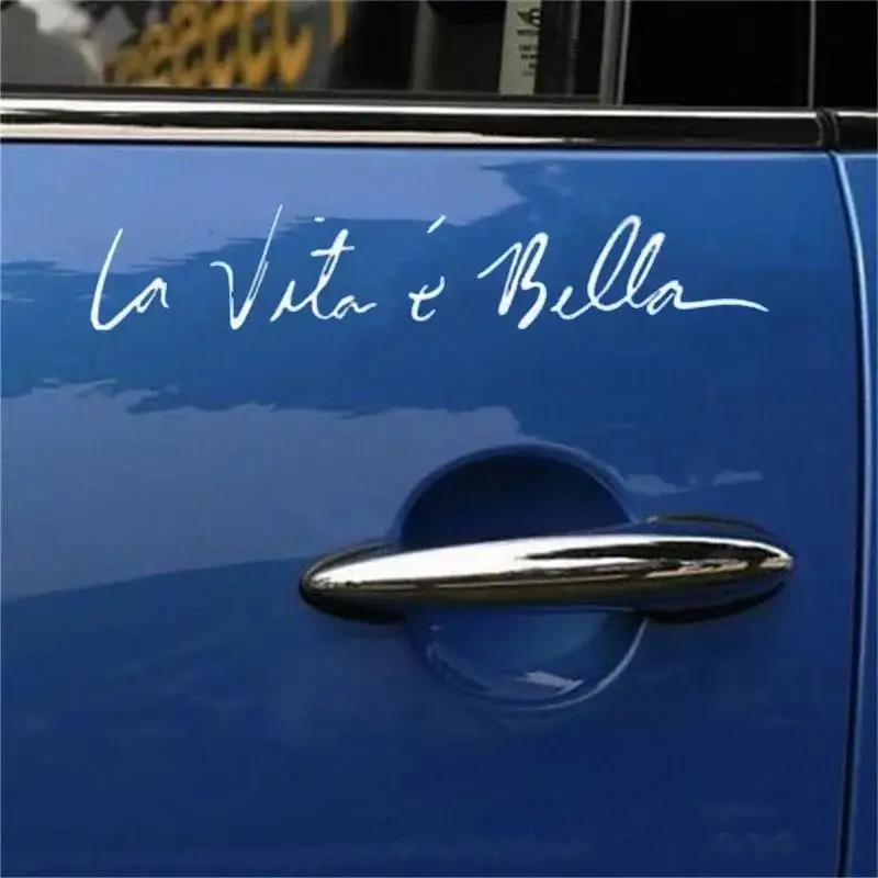 

22 см La Vita E Bella светоотражающие виниловые наклейки с буквами модные креативные автомобильные наклейки для укладки всего тела