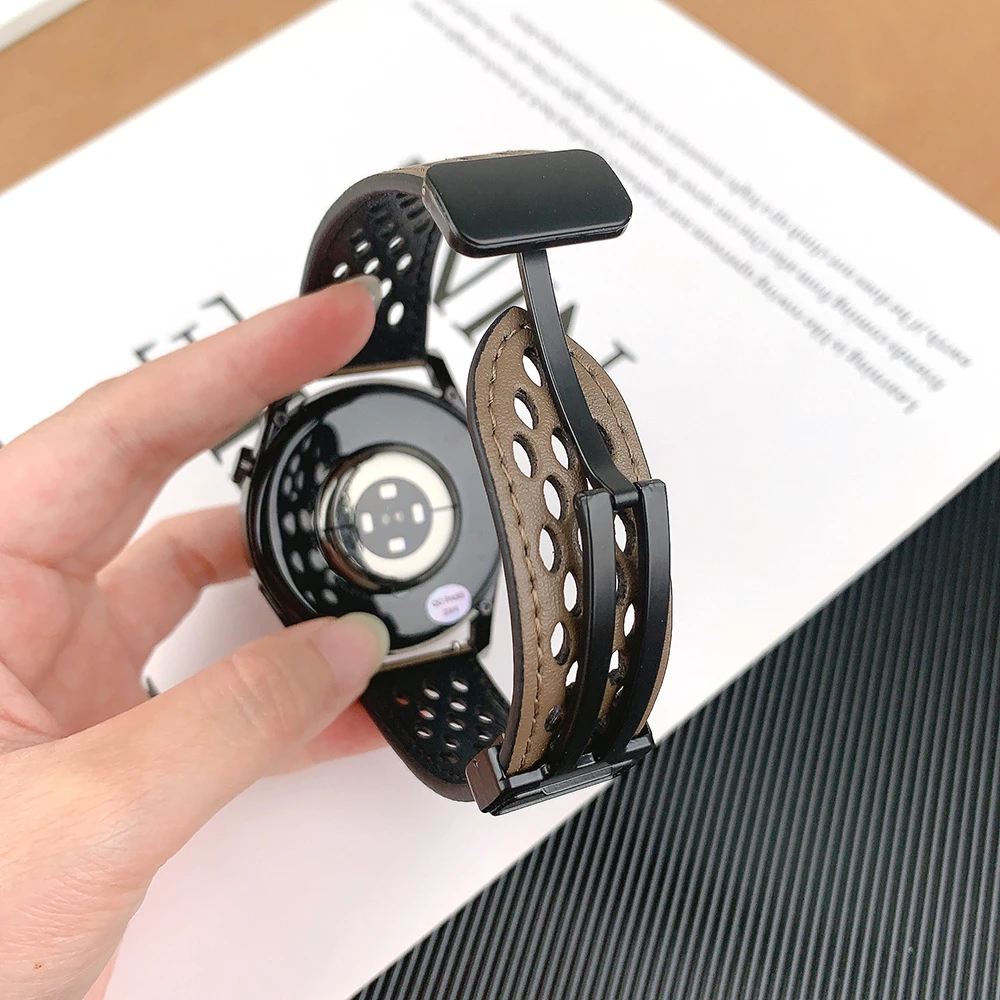 Ремешок полиуретановый перфорированный для Garmin Forerunner 165 168 255 265, 20 мм 22 мм