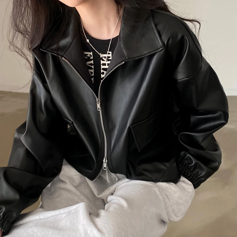 Sli Retro PU Leather Jaet Zipper Loose Fit Long Sve Turn-down Collar Biker Coat for Women Autumn Faion Outerwear