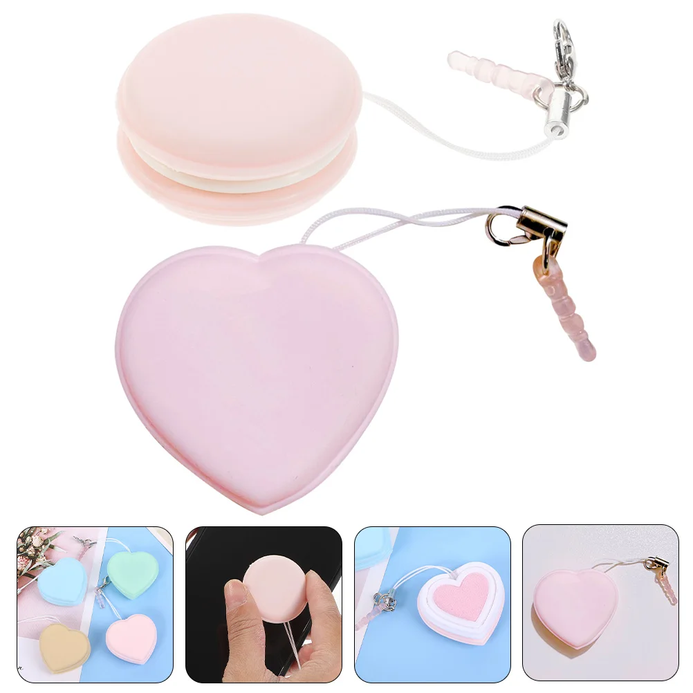 

2pcs Heart Shaped Screen Wipes Phone Eyeglass Cleaner Cloth Lens Pink Cartoon Keychain Portable Glasses Cleaning Accessories
