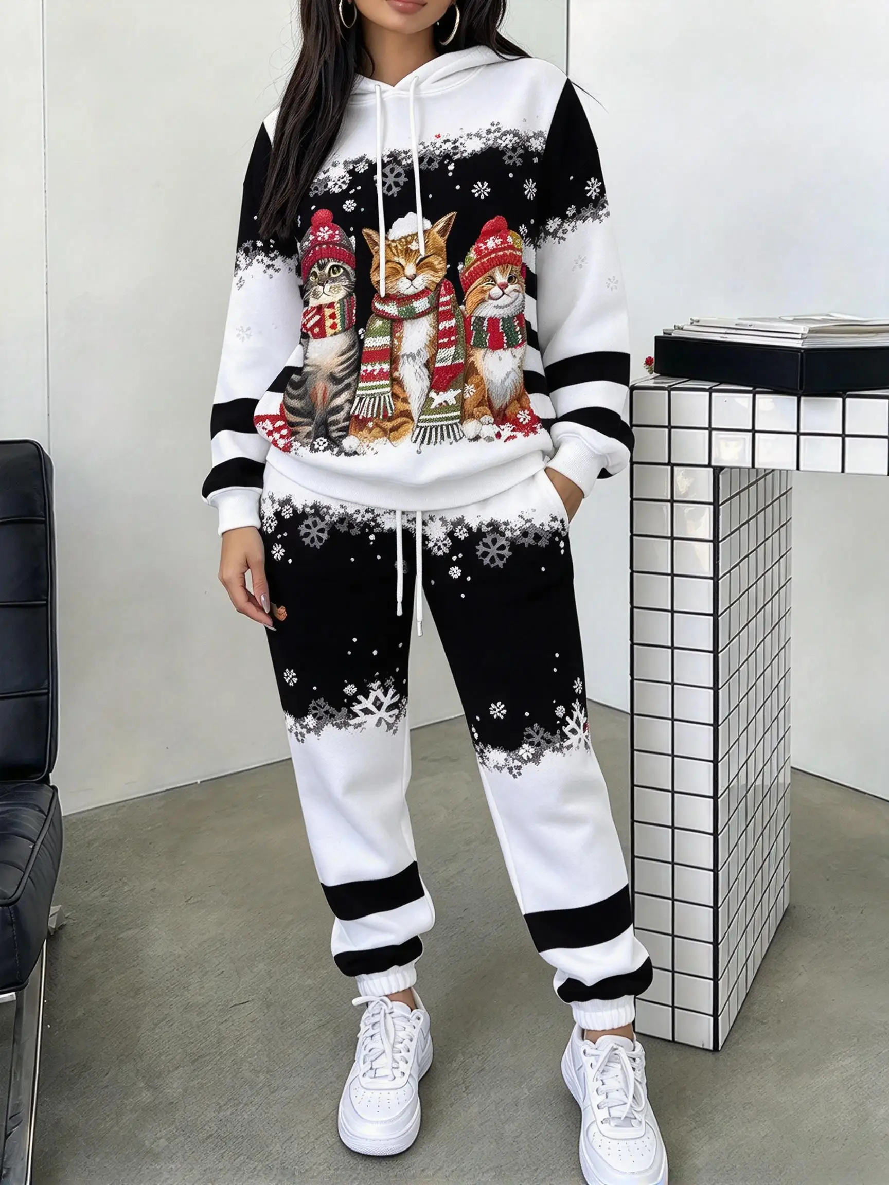 Y2K Women Cute Christmas Animal Color Block Tracksuit, Striped Cuffed Joggers Hoodie Matching Set