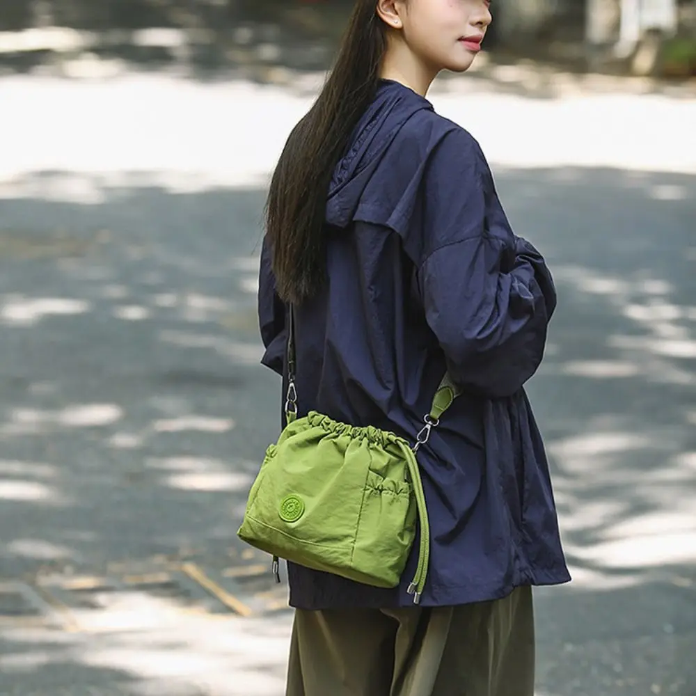 

Korean Style Drawstring Bucket Bag Purse Lightweight Nylon Shoulder Bag Mobile Phone Bag Solid Color Oxford Cloth Crossbody Bag
