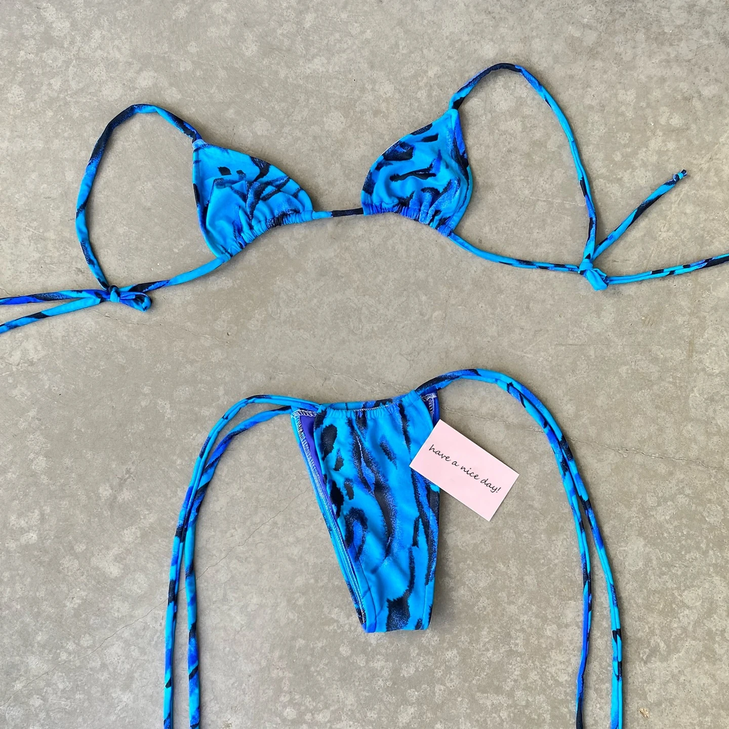 Micro Bikini Push Up trajes de baño para mujer 2025 traje de baño Sexy conjunto de Bikini brasileño Halter Biquini trajes de baño estampado ropa de playa femenina