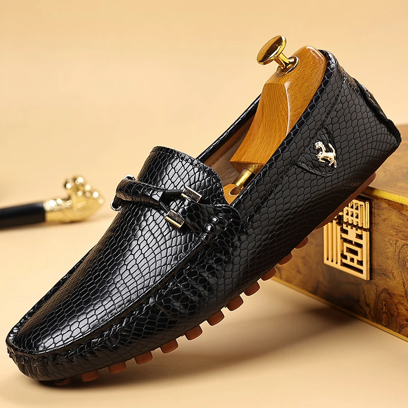 Classic Black Men's Casual Shoes Comfortable PU Leather Loafers For Men Flat Shoes Lightweight Slip-on Shoes Man Driving Shoes