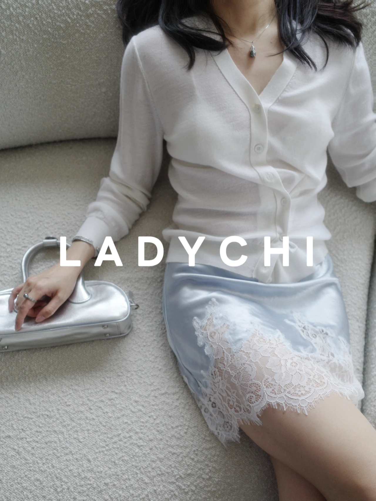 

Романтический шик: роскошный мягкий шелково-шерстяной вязаный кардиган на весну, двусторонний, с V-образным вырезом, длинными рукавами, приталенный, женский.