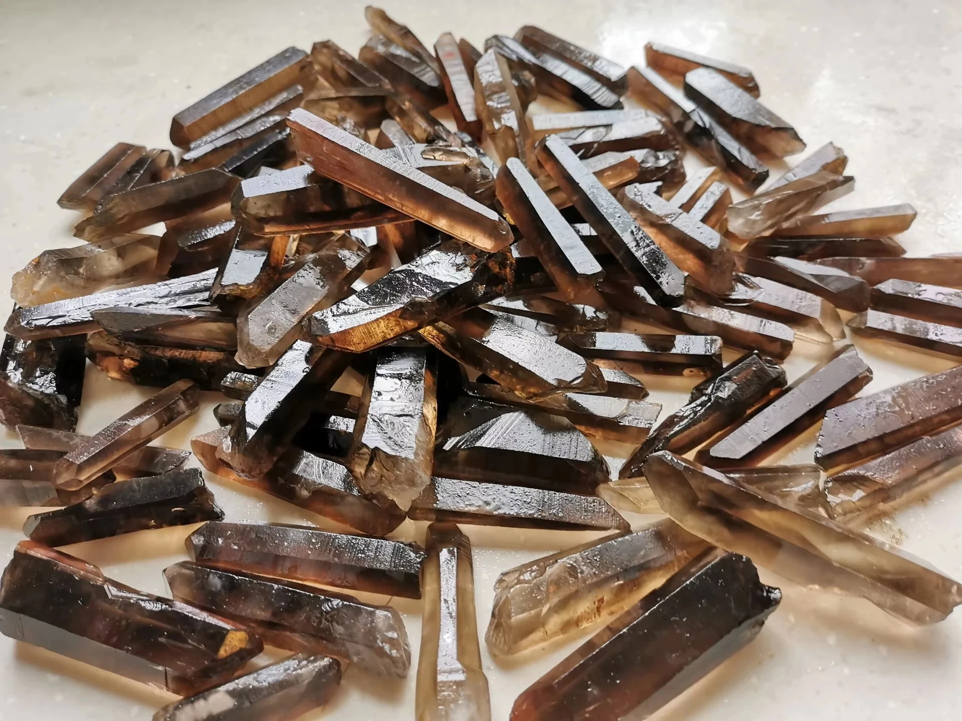 2.2 LB Bulk Lot Natural Smokey Quartz Crystal Points Wand Smoky