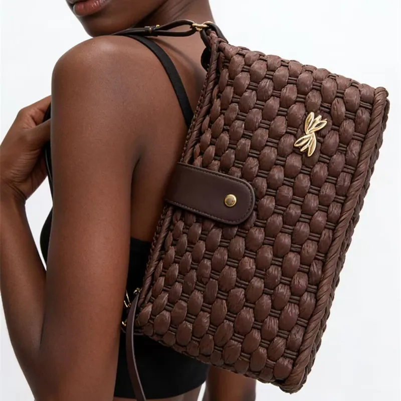 

New Handwoven Women's Straw Bag Large Capacity Crossbody Beach Style Shoulder Bag Cylinder Shape Bag with Phone Pocket