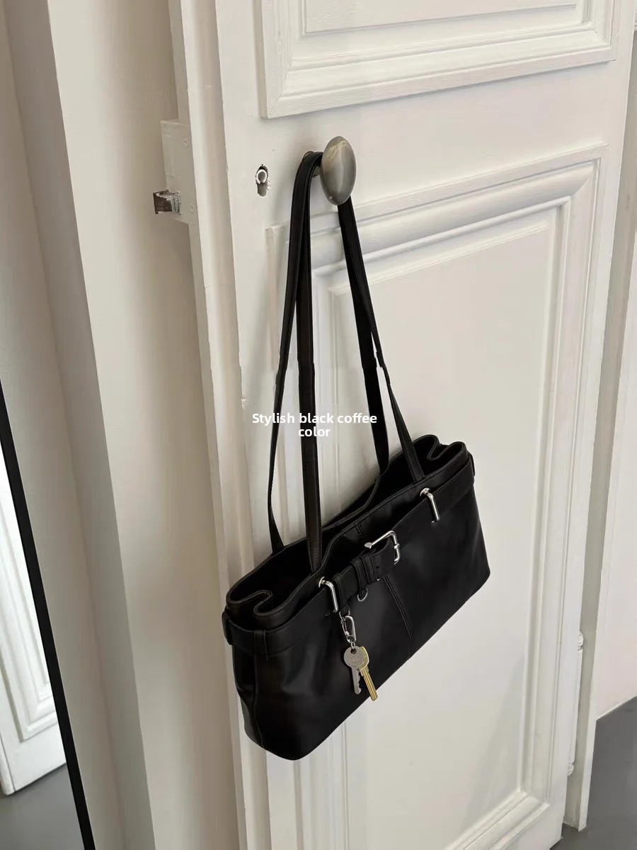 حقيبة دراجة نارية مصممة للنساء، حقيبة كتف عصرية، حقيبة تحت الذراع بإبزيم حزام، حقيبة ناعمة بأسلوب كوري عصري للترفيه والاستخدا...