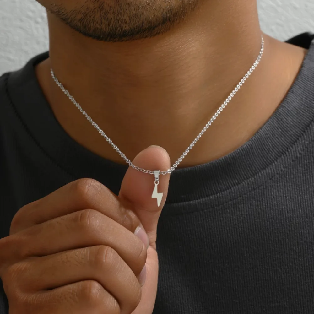 Mini Lightning Bolt Pendant Necklace, Stainless Steel Minimalist Thunder Charm Necklace, Casual Daily Fashion Jewelry for Men Bo
