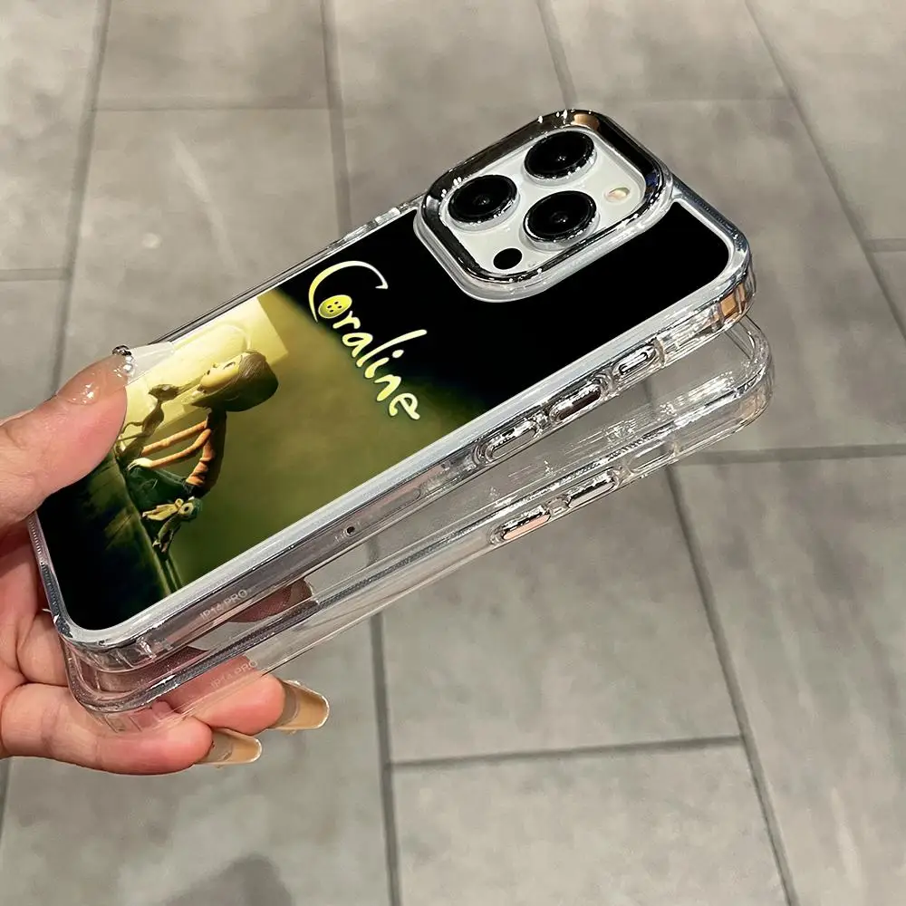 Anime C- Coraline Handyhülle für iPhone 18 17 Air 16 E 15 14 13 12 Pro Max Plus, galvanisierte Softshell-Hülle mit großen Löchern