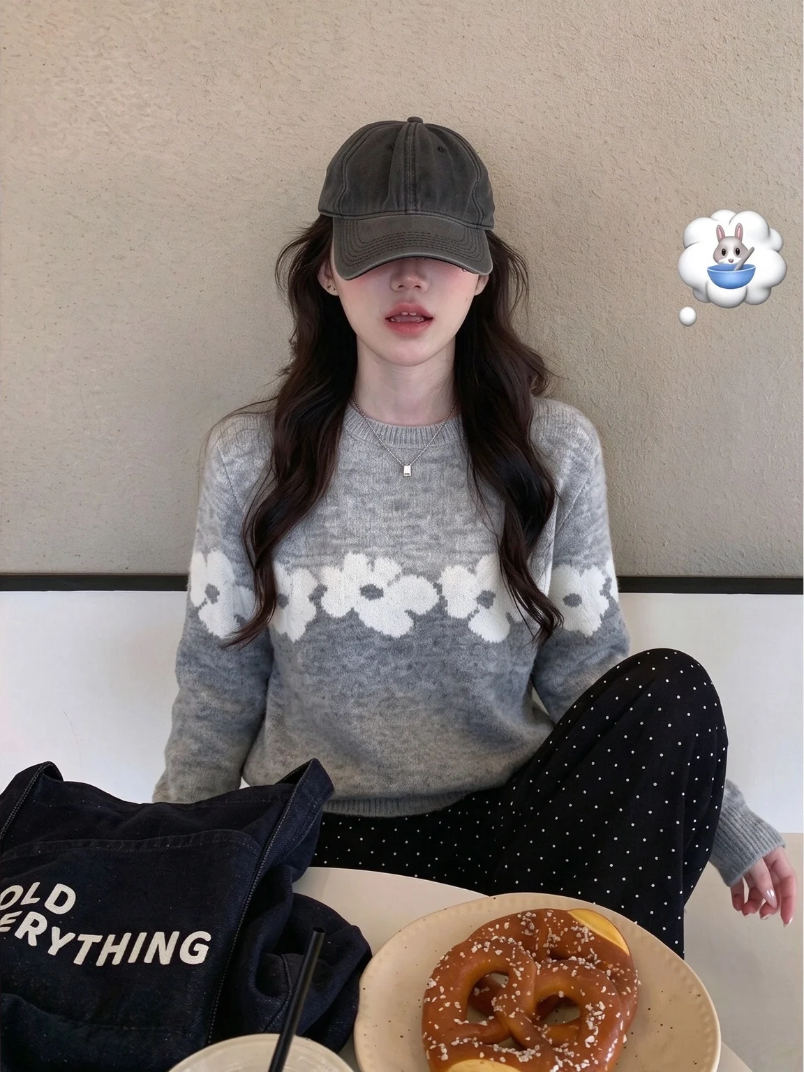 Grey Gradient Floral Embroidery round Neck Knitted Sweater Women's Autumn Winter Outerwear Lazy Style High-End Soft Cozy Top
