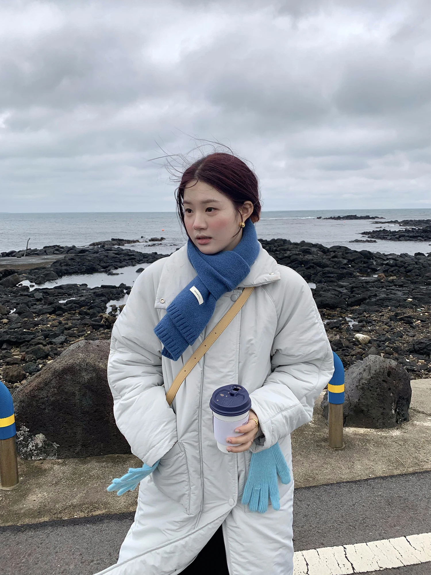 

Зимнее утепленное хлопковое пальто женское свободного кроя с воротником-стойкой, длинными рукавами, средней длины, в корейском стиле, для повседневной носки