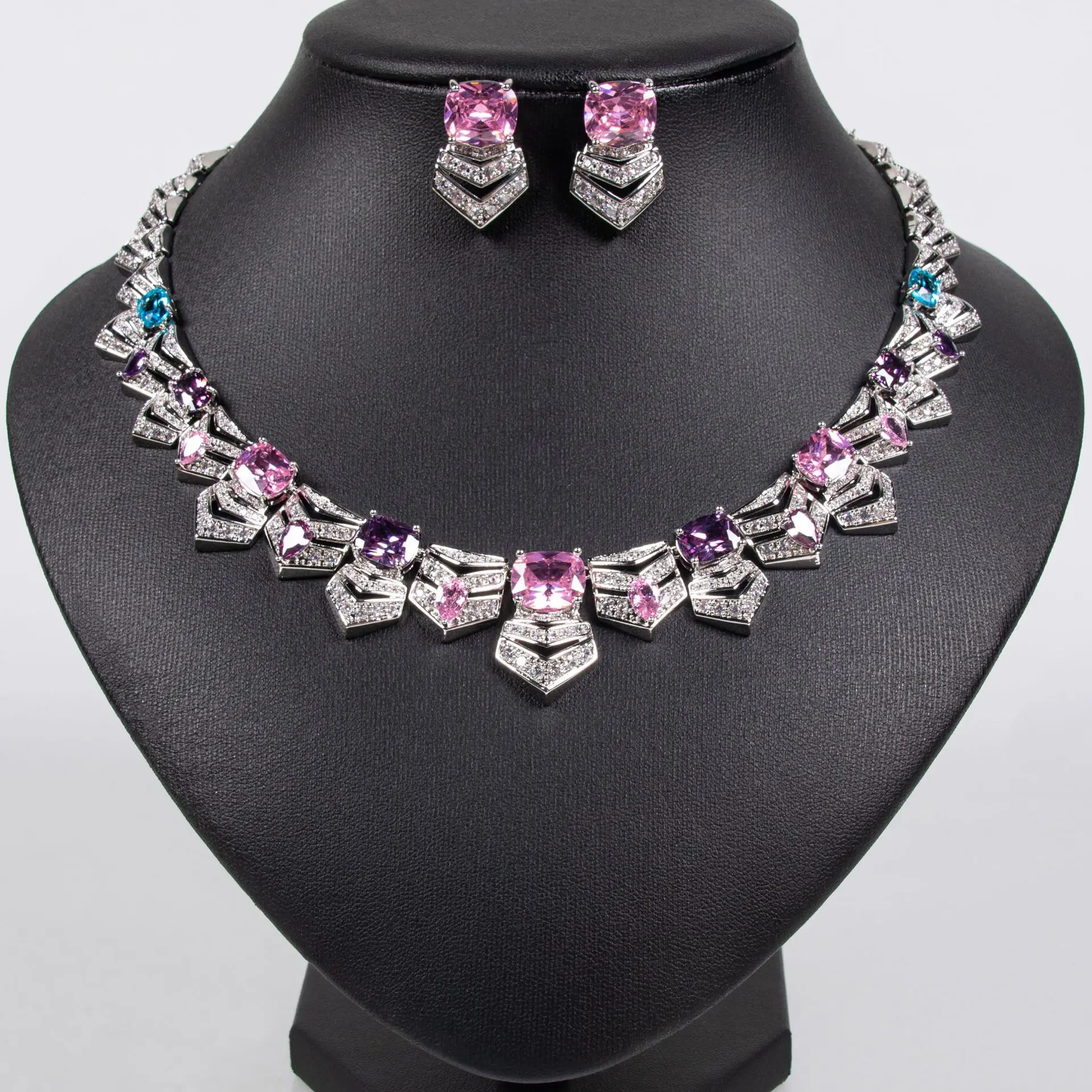 

Stunningly Gorgeous Women's Jewellery Necklace Earrings Zirconia Set Dress Bridal Wedding Evening Party Gift Accessories M-265