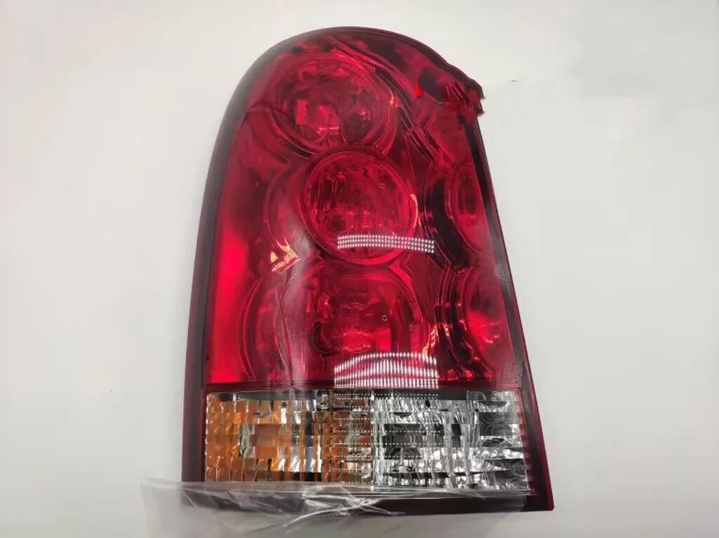 Car Rear Tail Light Stop Signal Light Brake Lamp for Ssangyong Rexton 2001-2006 OE 8360108501 8360208501