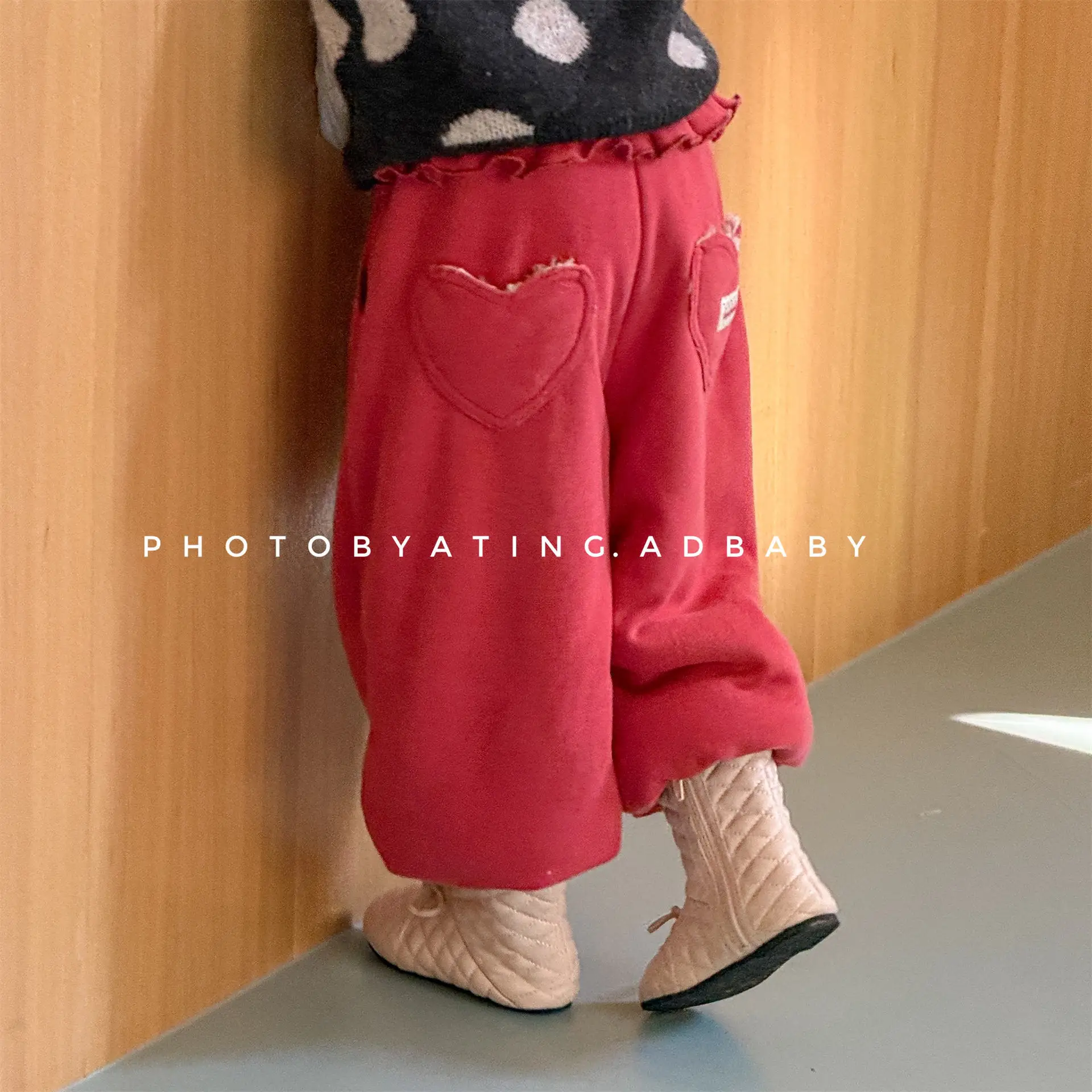 

2025 Winter New Children Fleece Trousers Boys Girls Heart Packet Harem Pants Kids Warm Casual Pants Baby Plus Velvet Thick Pants