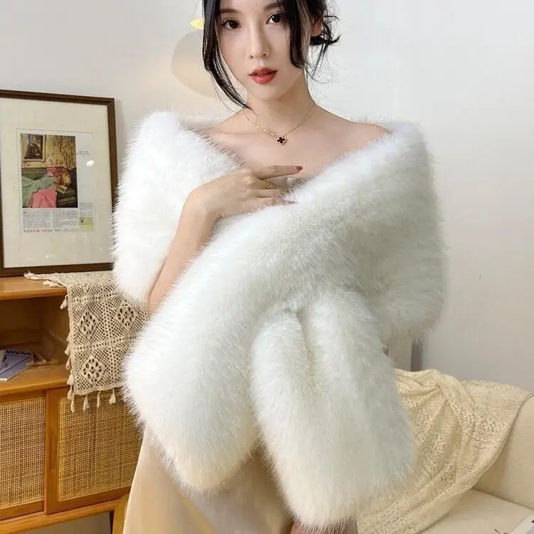 

Versatile Fur Trimmed Faux Fur Shawl Coat Autumn Winter Cowl Neck Evening Dress Wedding Dress Scarf Women