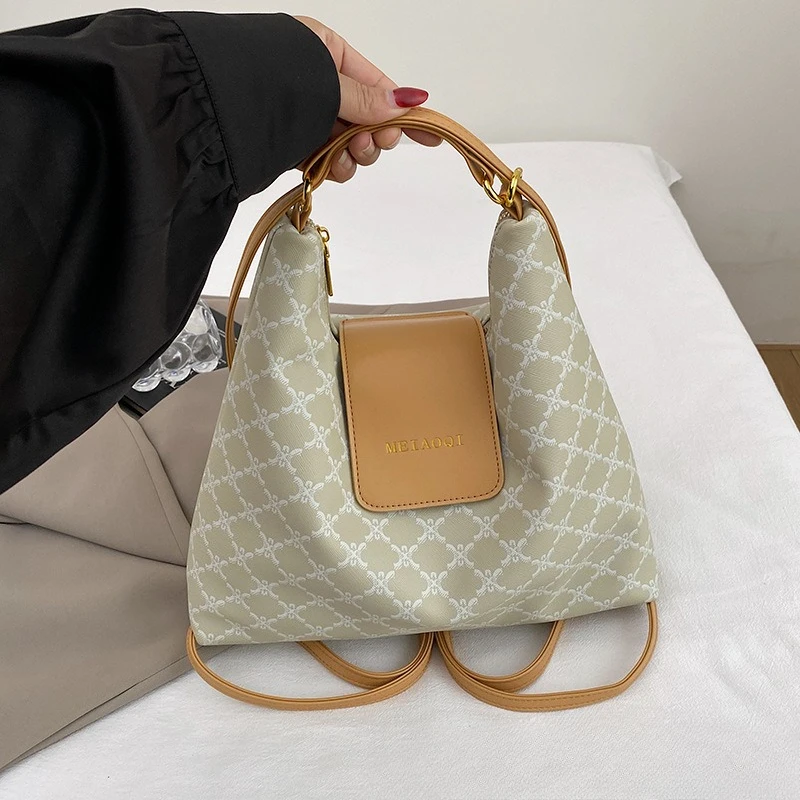 

2025 Korean Quilted Messenger Bag for Women Minimalist Shoulder Crossbody Purse Fashionable Handbag