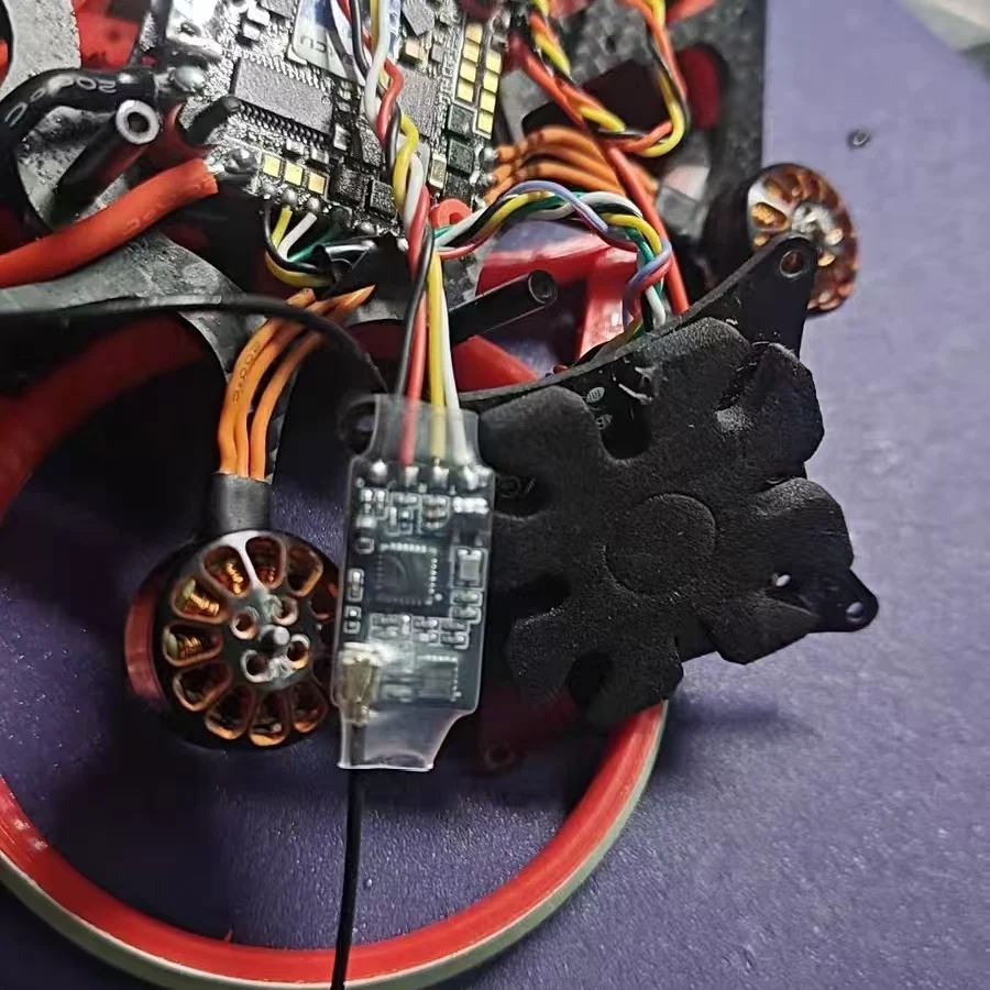 

ELRS 915Mhz Receiver 2.4GHz 433/500/720MHz Multi band FPV Drone Receiver for Ultra Long Range Strong Anti-Interference Ability